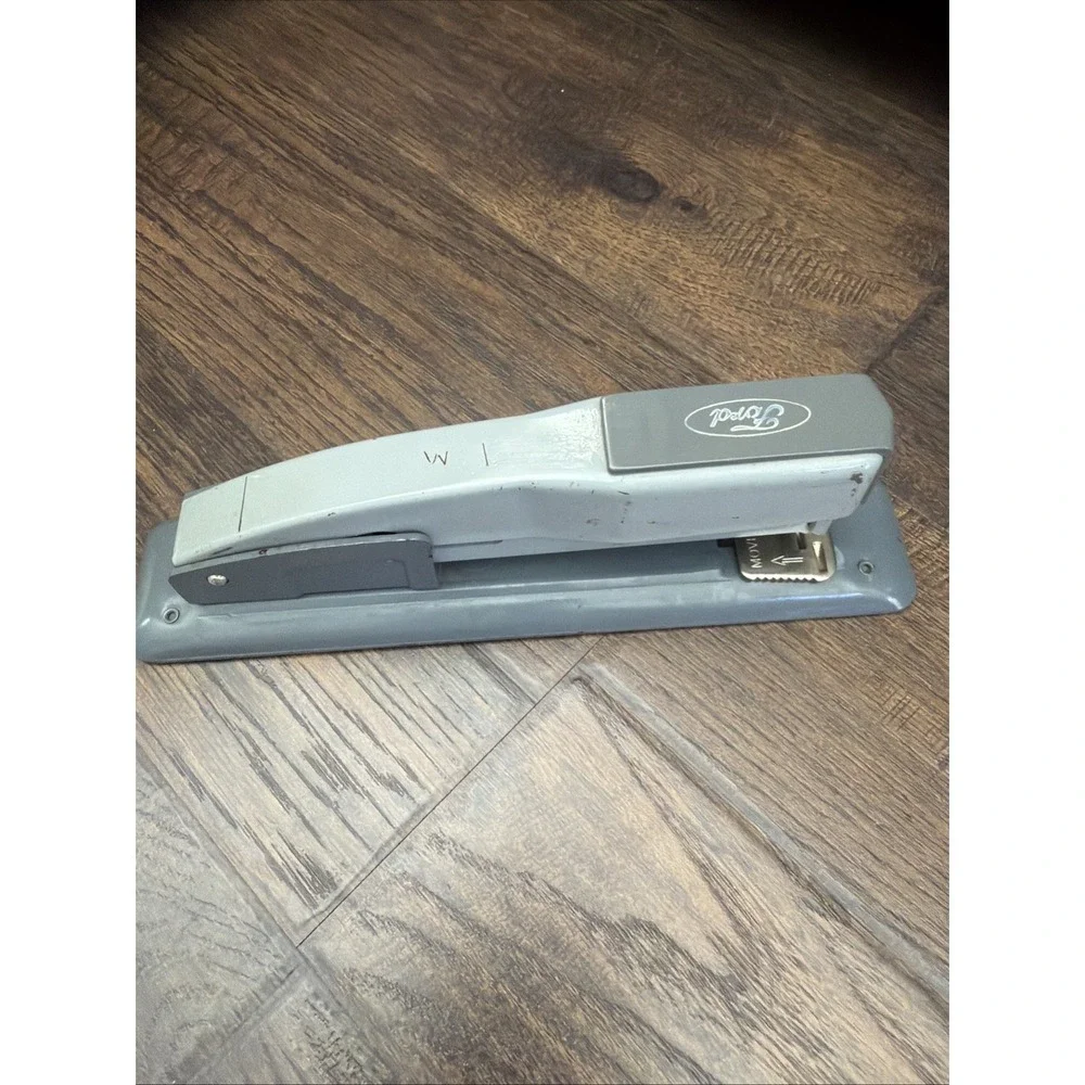Swingline  Stapler Model 415 Vintage Property of Ford Motor Company‎ Automotive